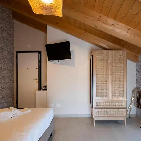 Ca' Lodola Casa de hóspedes Borzano